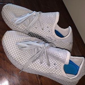 Adidas Deerupt Tennis Shoe